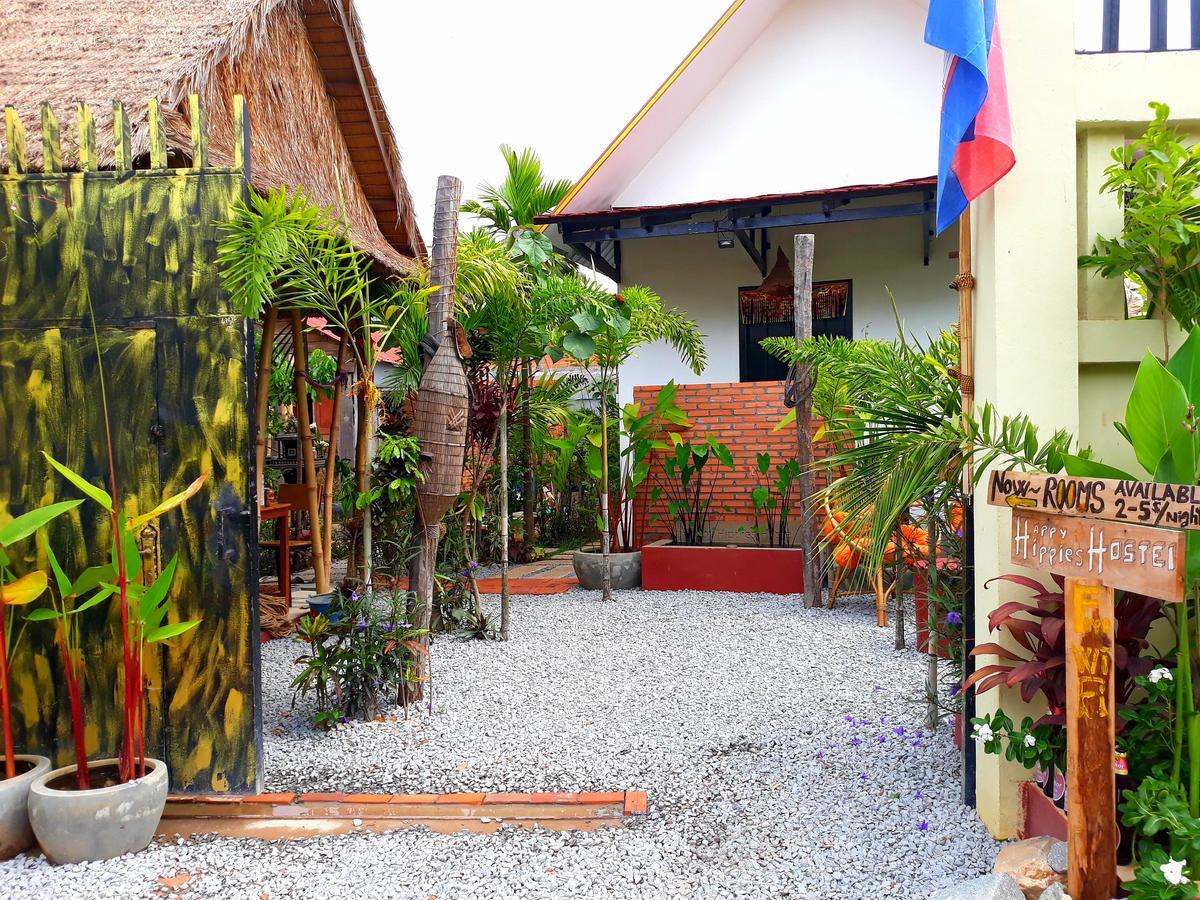 Happy Hippies Hostel Siem Reap Exterior foto